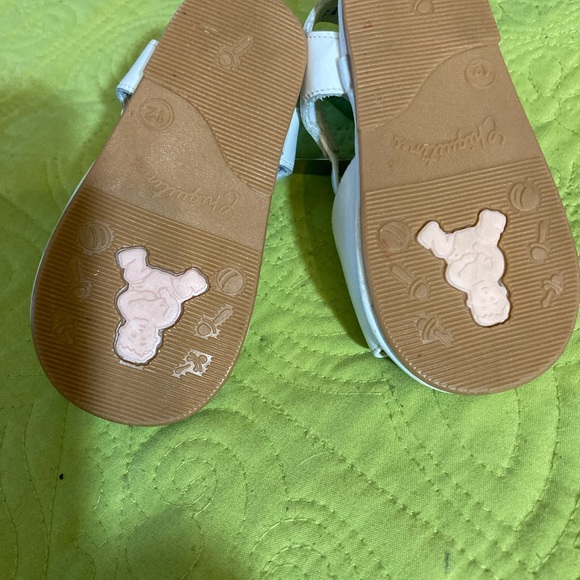 Caritas de. Bebe Sz 12 white baby sandals - Picture 5 of 5